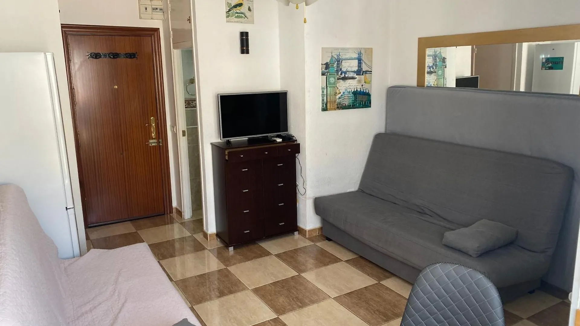 Piso Estudio Benalmadena Apartment