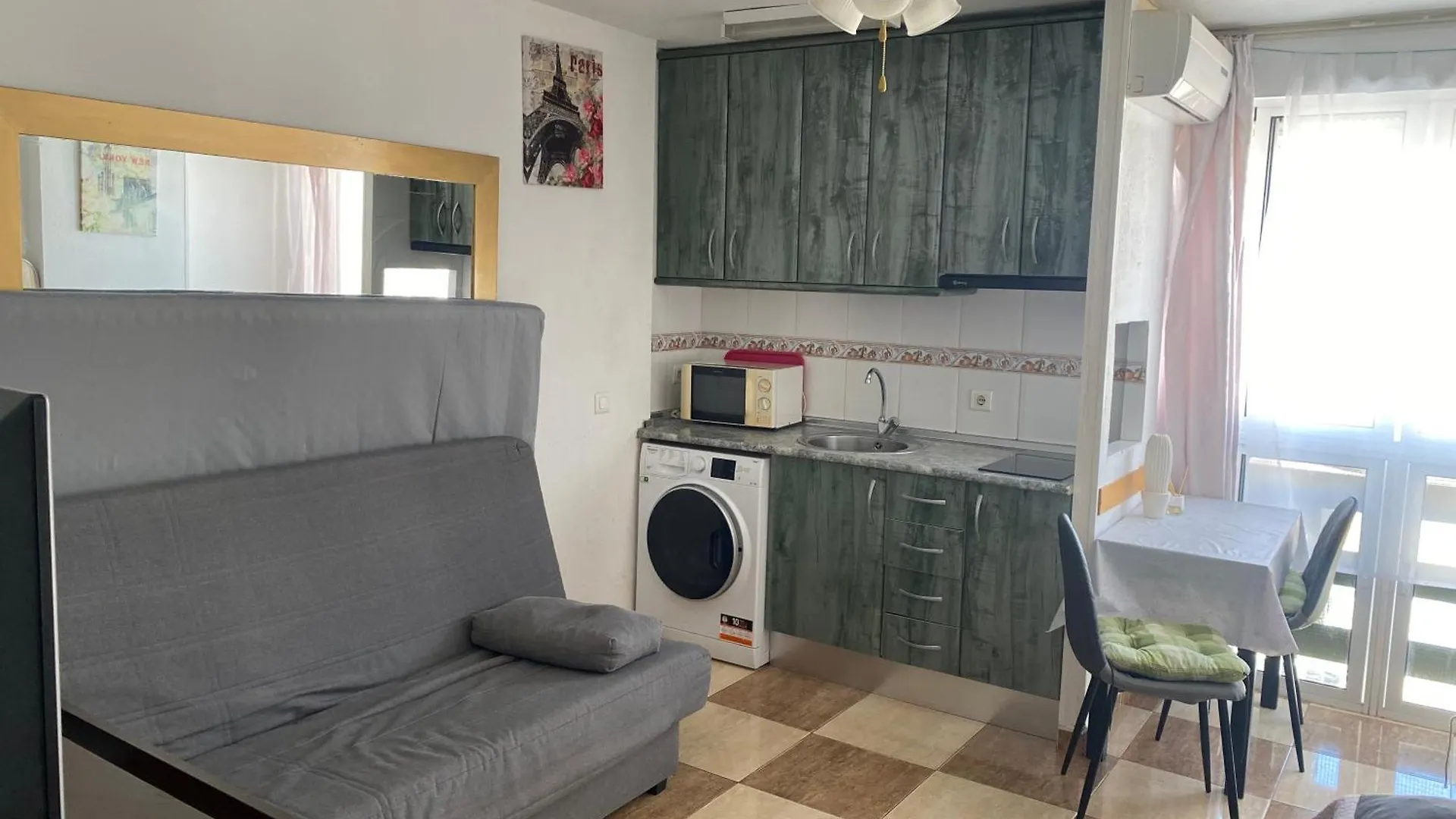 Piso Estudio Benalmadena Spain